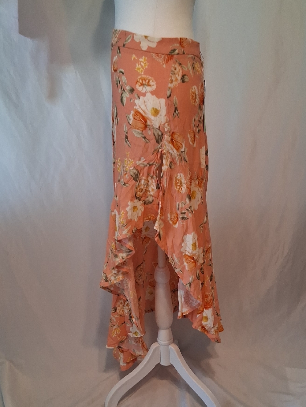 NWT. Forever 21 Coral Peach Floral Chiffon High-Low Ruffle Skirt M - Picture 2 of 10